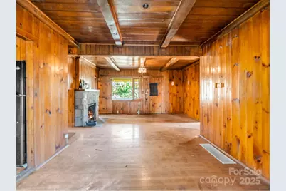 541 Broadway Street, Hendersonville, NC 28739 - Photo 22