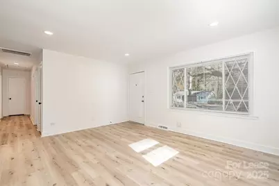 7726 Wallace Lane, Charlotte, NC 28212 - Photo 2