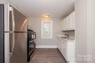 2208 Camp Greene St, Charlotte, NC 28208 - Photo 6