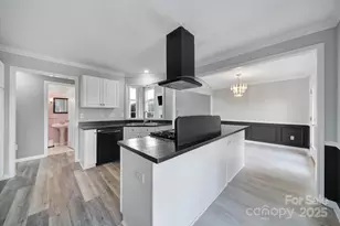 718 Emerson Dr, Mooresville, NC 28115 - Photo 8