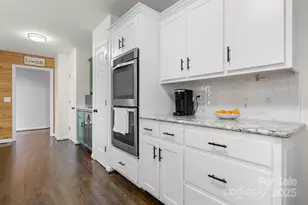 515 N Shore Dr, Hickory, NC 28601 - Photo 20