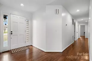 515 N Shore Dr, Hickory, NC 28601 - Photo 12