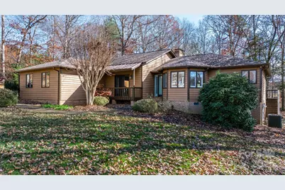 515 N Shore Drive, Hickory, NC 28601 - Photo 2