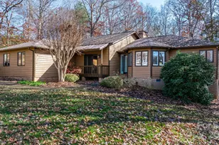 515 N Shore Dr, Hickory, NC 28601 - Photo 2