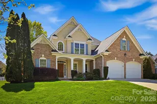 1740 30th Ave Dr NE, Hickory, NC 28601 - Photo 2