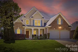 1740 30th Ave Dr NE, Hickory, NC 28601 - Photo 1