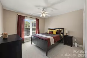 1740 30th Ave Dr NE, Hickory, NC 28601 - Photo 30