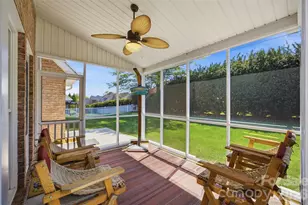 1740 30th Ave Dr NE, Hickory, NC 28601 - Photo 8