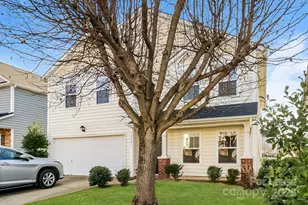 10901 Slalom Hill Rd, Charlotte, NC 28278 - Photo 2