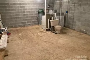 860 Pless Underwood Rd, Maggie Valley, NC 28751 - Photo 16