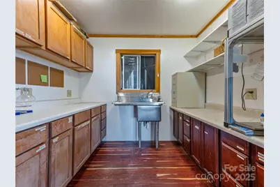 212 S Green Street, Morganton, NC 28655 - Photo 20