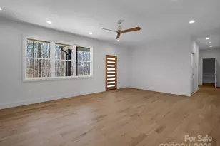 135 Hilltop St, Morganton, NC 28655 - Photo 8