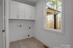 135 Hilltop St, Morganton, NC 28655 - Photo 34