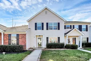 949 Heritage Pkwy, Fort Mill, SC 29715 - Photo 2