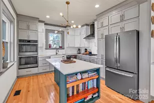 113 Marion St, Clover, SC 29710 - Photo 4