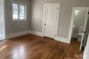 107 L R Smith Ave, Hendersonville, NC 28791 - Photo 2