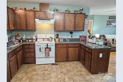 951 Cypress Court NW, Lenoir, NC 28645 - Photo 6