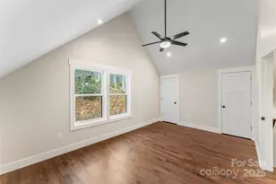 457 Blue Ridge Dr N, Marion, NC 28752 - Photo 16