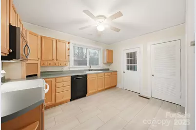 3 Enka Oak Street, Candler, NC 28715 - Photo 10