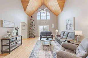 241 Taylor Cir, Granite Falls, NC 28630 - Photo 2