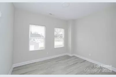 3806 Freedom Drive, Charlotte, NC 28208 - Photo 8