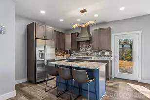 53 Cres Ridge Ln, Nebo, NC 28761 - Photo 10