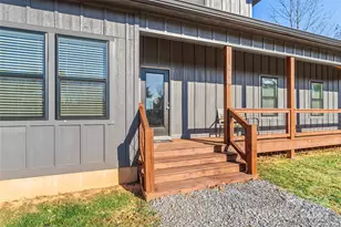 53 Cres Ridge Ln, Nebo, NC 28761 - Photo 8