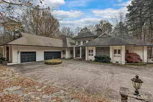 1609 Walden Pond Ln, Waxhaw, NC 28173 - Photo 2