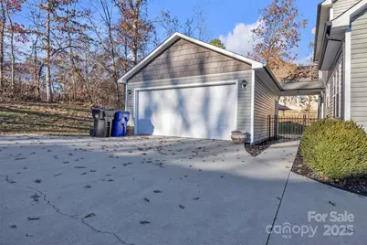 312 Oak Knoll, Hildebran, NC 28637 - Photo 8