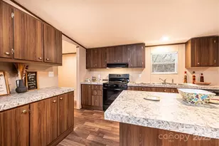 3173 Bear Trail Dr, Lenoir, NC 28645 - Photo 8