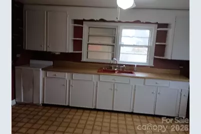 1303 W Dixon Boulevard, Shelby, NC 28152 - Photo 34