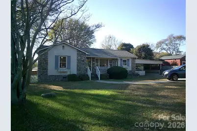 1303 W Dixon Boulevard, Shelby, NC 28152 - Photo 1