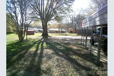 1303 W Dixon Boulevard, Shelby, NC 28152 - Photo 32