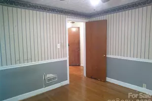 1303 W Dixon Blvd, Shelby, NC 28152 - Photo 14