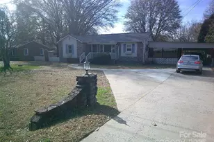 1303 W Dixon Blvd, Shelby, NC 28152 - Photo 2