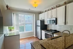 6517 Soapstone Dr, Charlotte, NC 28269 - Photo 4