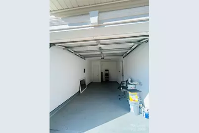 6517 Soapstone Drive, Charlotte, NC 28269 - Photo 24