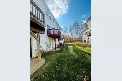 6517 Soapstone Drive, Charlotte, NC 28269 - Photo 12