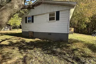 3989 Virgilina Rd, Roxboro, NC 27574 - Photo 4