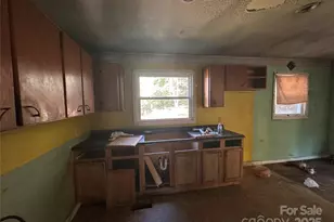 3989 Virgilina Rd, Roxboro, NC 27574 - Photo 8