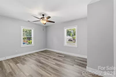 2414 Dickens Avenue, Charlotte, NC 28208 - Photo 22