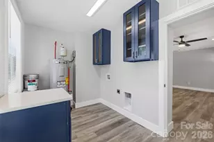 2414 Dickens Ave, Charlotte, NC 28208 - Photo 26