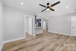 2414 Dickens Ave, Charlotte, NC 28208 - Photo 8