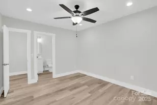 2414 Dickens Ave, Charlotte, NC 28208 - Photo 12