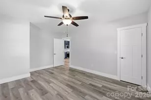 2414 Dickens Ave, Charlotte, NC 28208 - Photo 24