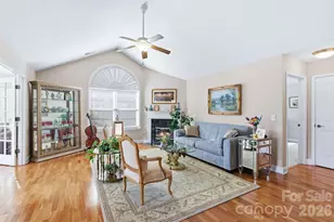36 Craggy Vis Dr, Swannanoa, NC 28778 - Photo 8