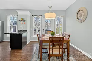 3018 Castleberry Ct, Charlotte, NC 28209 - Photo 4