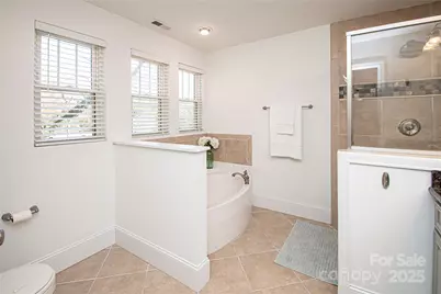 532 Inwood Drive, Charlotte, NC 28209 - Photo 24