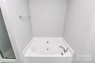 2138 Winthrop Chase Dr, Charlotte, NC 28212 - Photo 30