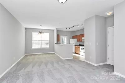 2138 Winthrop Chase Drive, Charlotte, NC 28212 - Photo 8